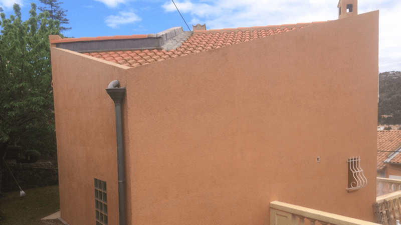 Résultat d'un nettoyage de toiture à Nice